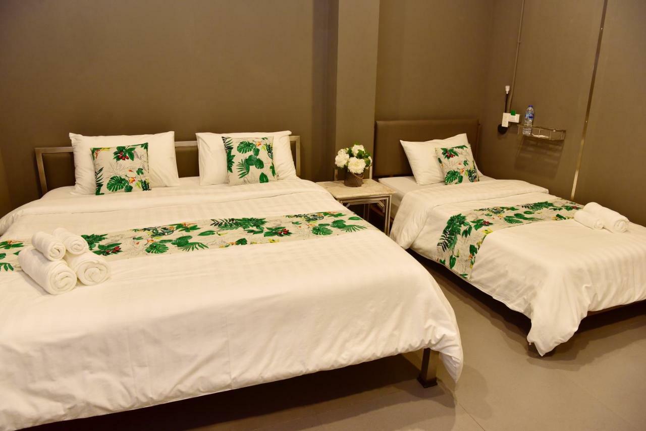 Forrest Bangkok Hotel Ngoại thất bức ảnh